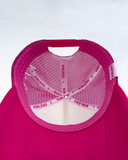 Ribless trucker cap